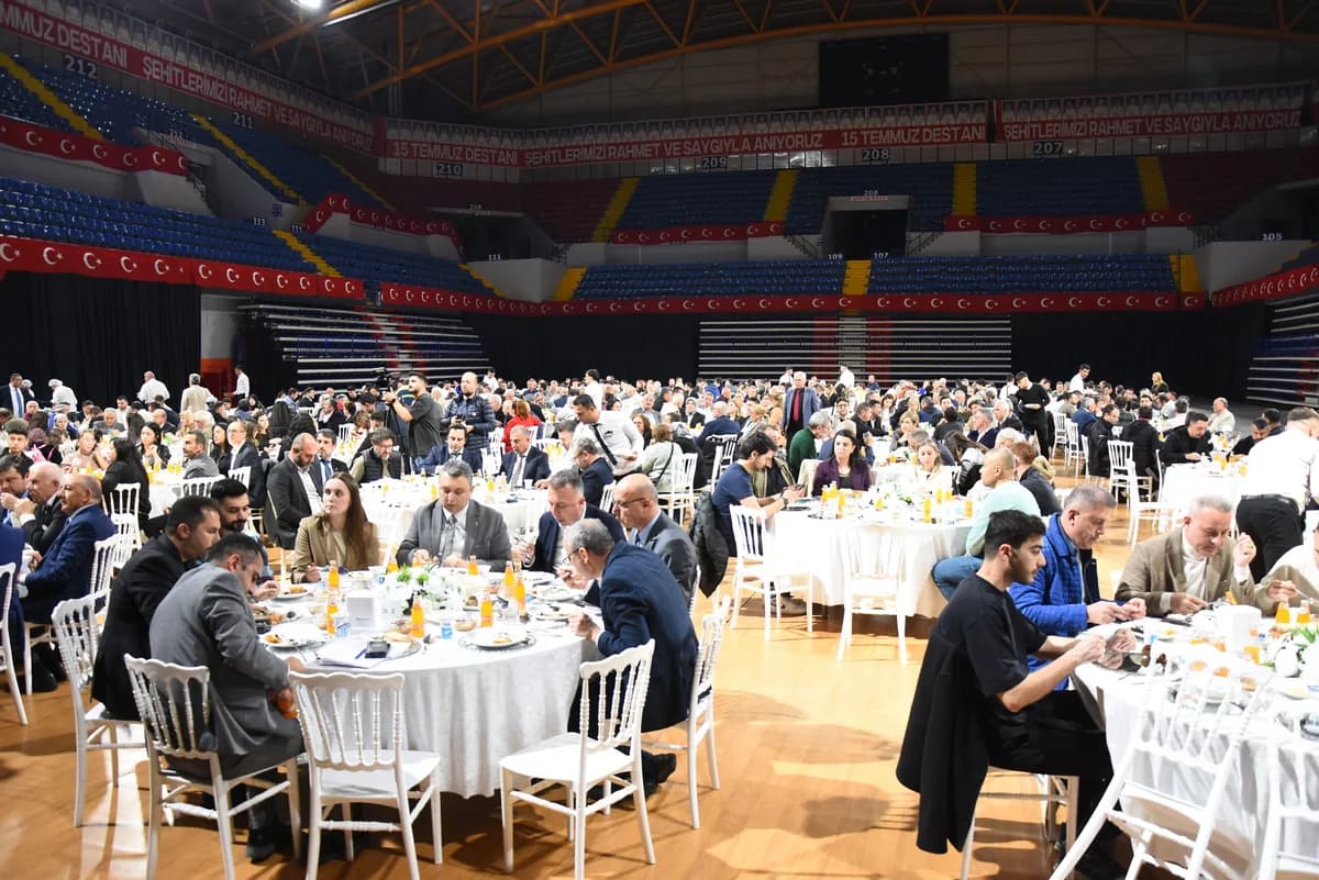 AK Parti İzmir Milletvekili Kasapoğlu’ndan Birlik Mesajı