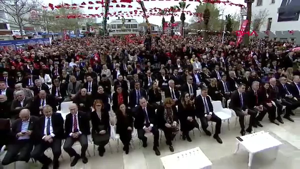 Özgür Özel: İzmir’de Her İlçeye Otizm Destek Merkezleri Açacağız