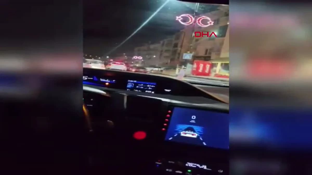 Sivas’ta Trafik Kavgasında Otomobil Üzerinde İlgisiz Olay