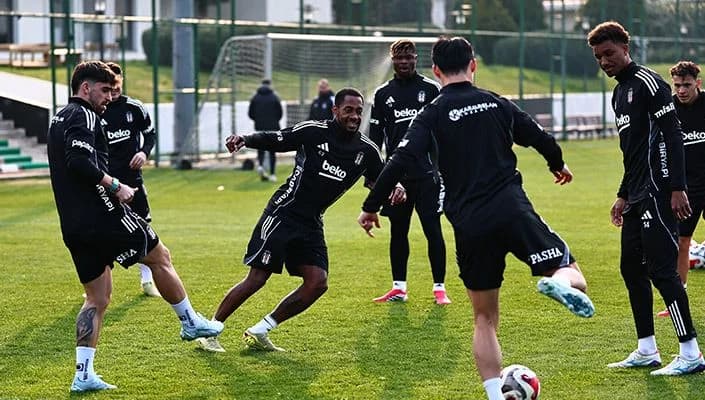 Beşiktaş, Galatasaray Maçına Hazırlıklarını Tamamladı