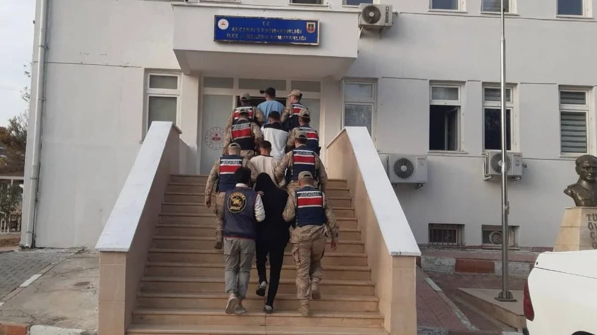 Şanlıurfa’da Göçmen Kaçakçılığına Yönelik Büyük Operasyon: 18 Gözaltı