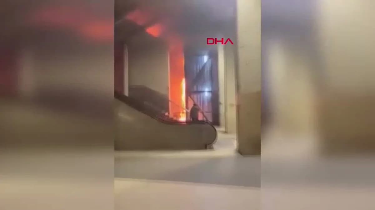 Taksim Metro İstasyonu’nda Asansör Yangını