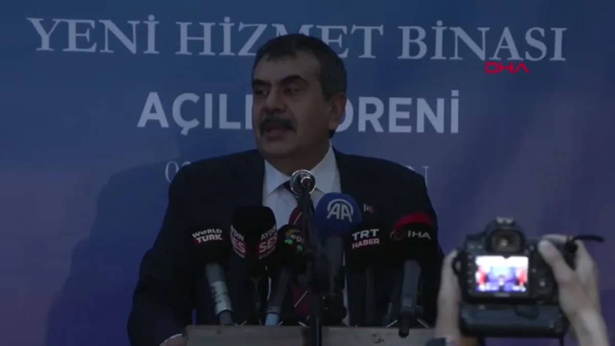 Bakan Tekin: Eğitimdeki Yenilikler Takdire Şayan
