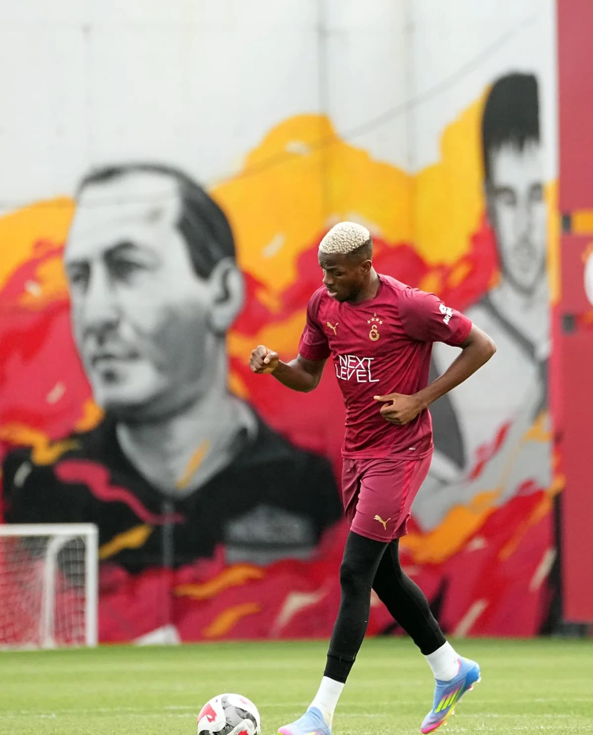 Victor Osimhen Ameliyata Hazırlanıyor