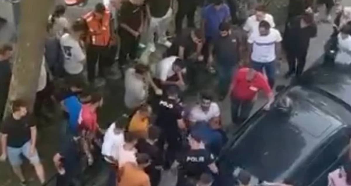 Sultangazi’de Taciz İddiası! Esnafın Linç Girişimi Kamerada