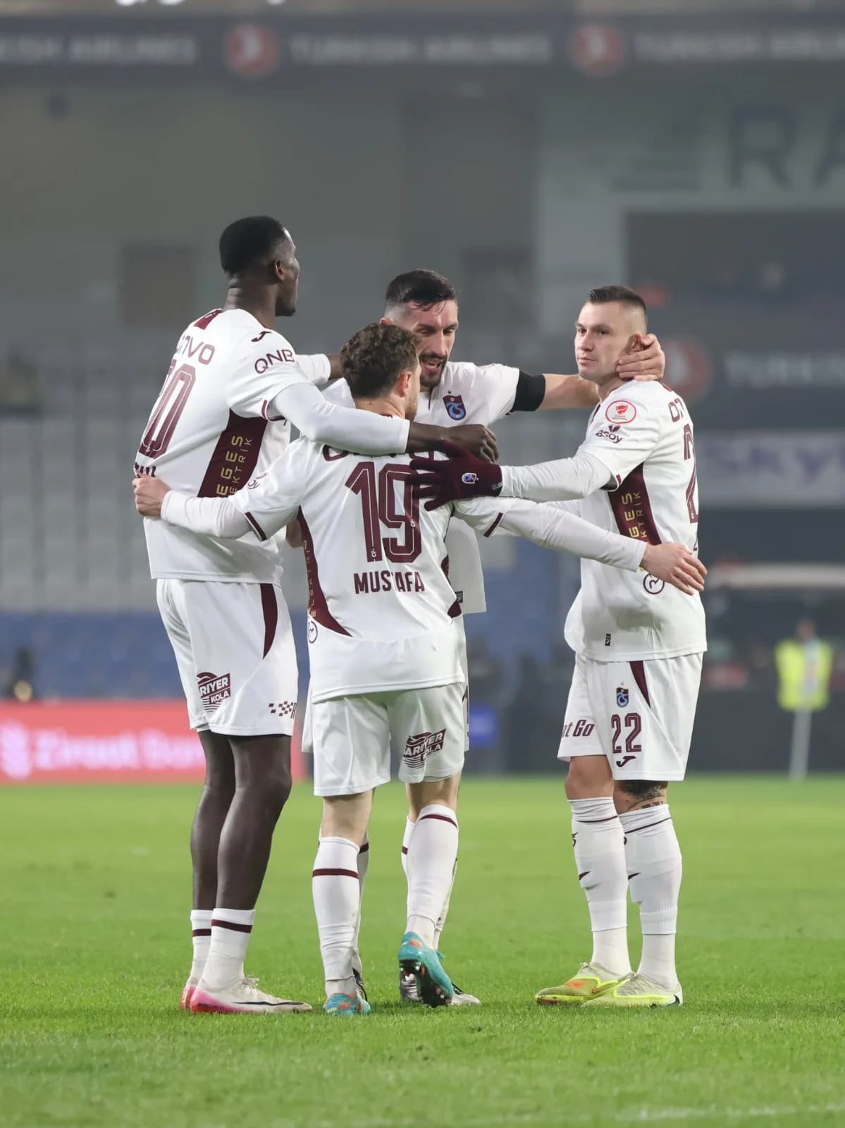 Trabzonspor, Ziraat Türkiye Kupası’nda Başakşehir FK’yı Geçerek Çeyrek Finale Yükseldi