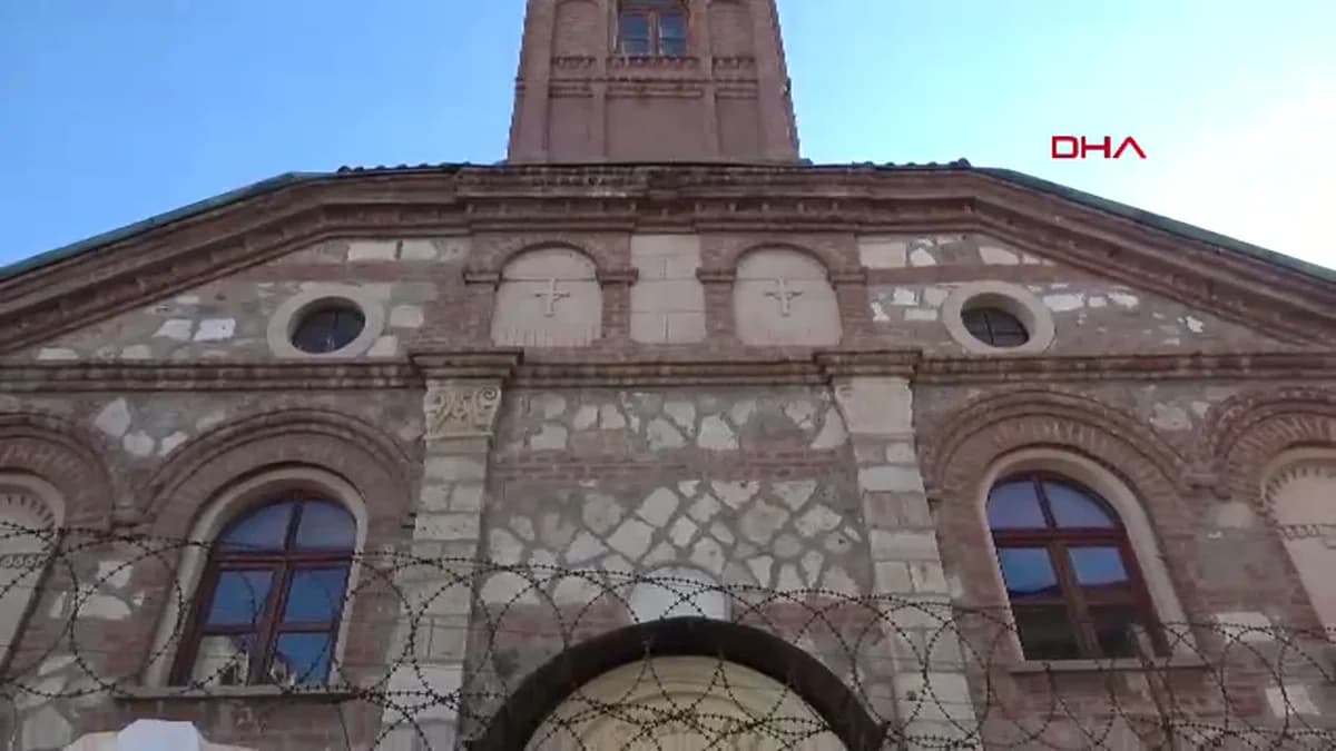 Edirne’de Sveti Georgi Kilisesi Papazı Aleksandır Çıkırık Anıldı