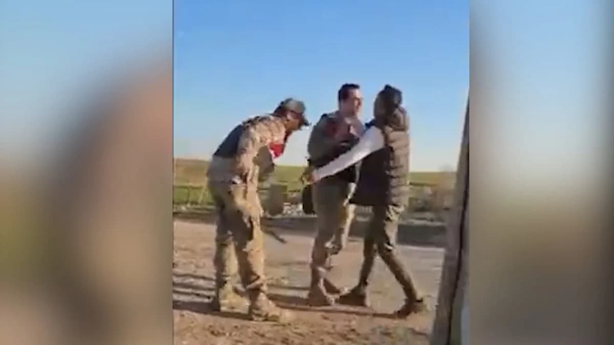 Şanlıurfa’da Aileler Arasında Kavga; Jandarma Müdahale Etti, 2 Yaralı
