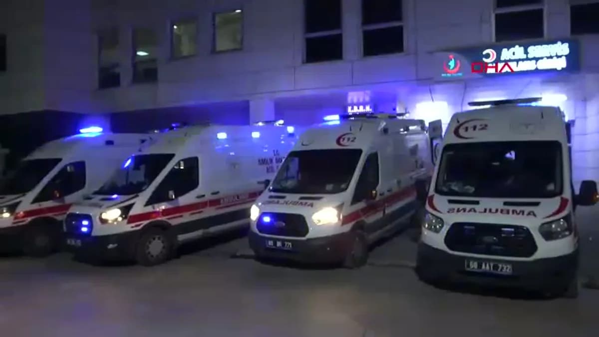 Aksaray’da Garsona Bıçaklı Saldırı: Müşteri Ağır Yaralandı
