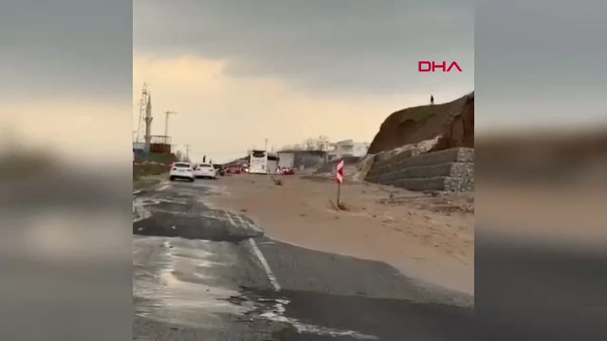 Batman’da Sel Nedeniyle Ulaşımda Aksamalar Yaşandı