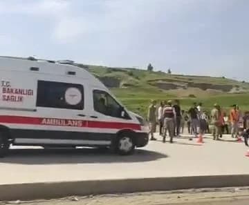 Şırnak’ta Yol Yapım Çalışmasında Acı Kaza: Bir İşçi Hayatını Kaybetti, 2 Yaralı