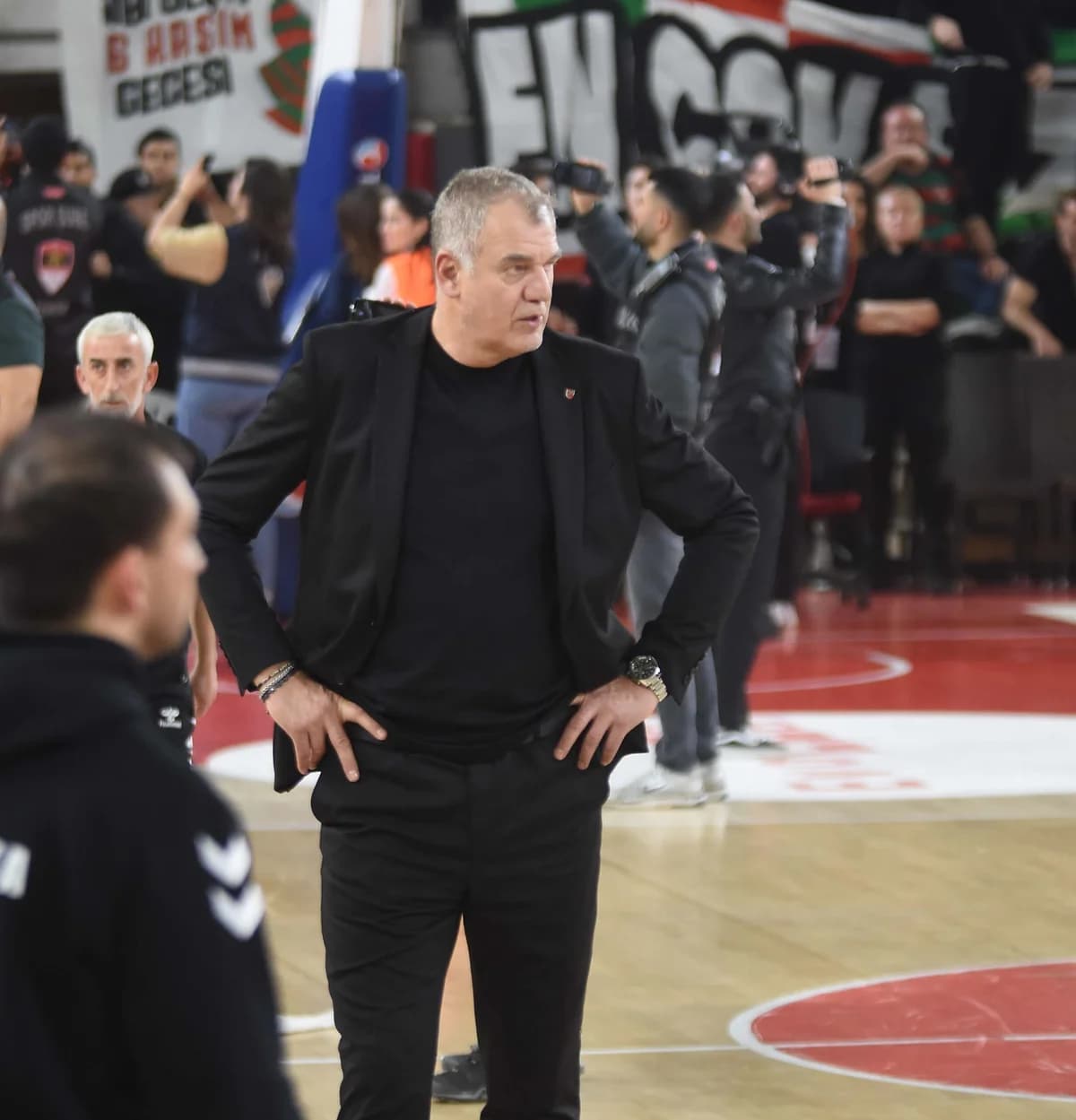 Karşıyaka’da Nihat Mala’dan Olay Yaratan Açıklamalar: ‘İhanet Denilecek İhmaller Yaptık’