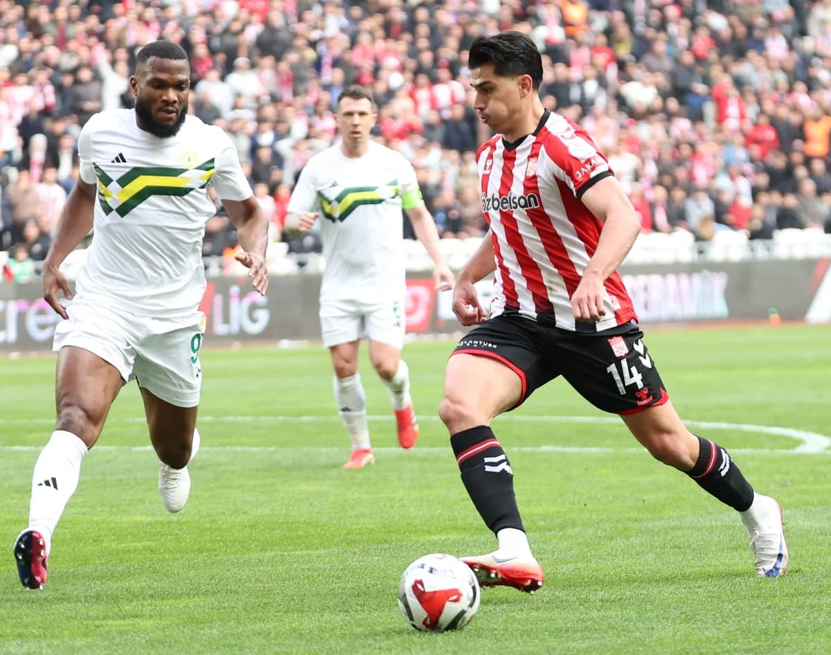 Esenler Erokspor, Sivasspor’u 3-1 Mağlup Etti