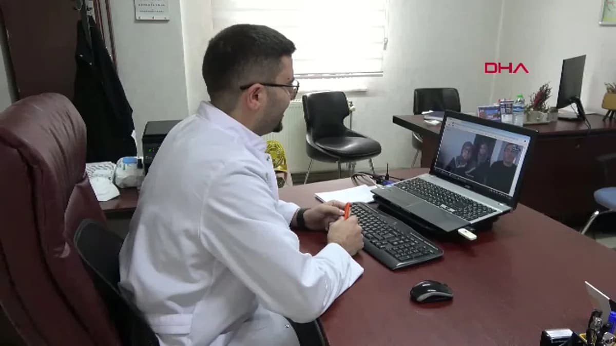 91 Yaşındaki Pembe Nine, Evinden Doktorla Görüntülü Görüşerek Muayene Oldu: Sağlıkta Dijital Dönüşümün Yeni Adresi Kahramanmaraş