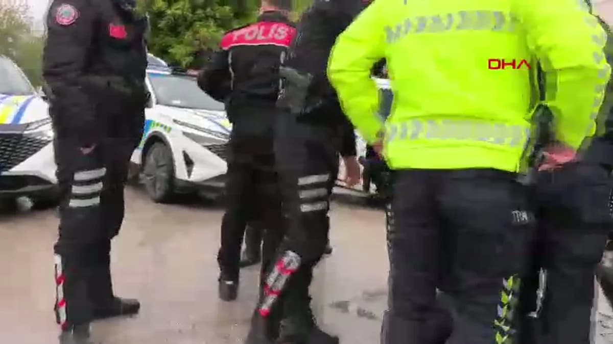 Bursa’da Ehliyetsiz Motosiklet Sürücüsüne Zor Anlar: Polise Direndi, Biber Gazıyla Etkisiz Hale Getirildi