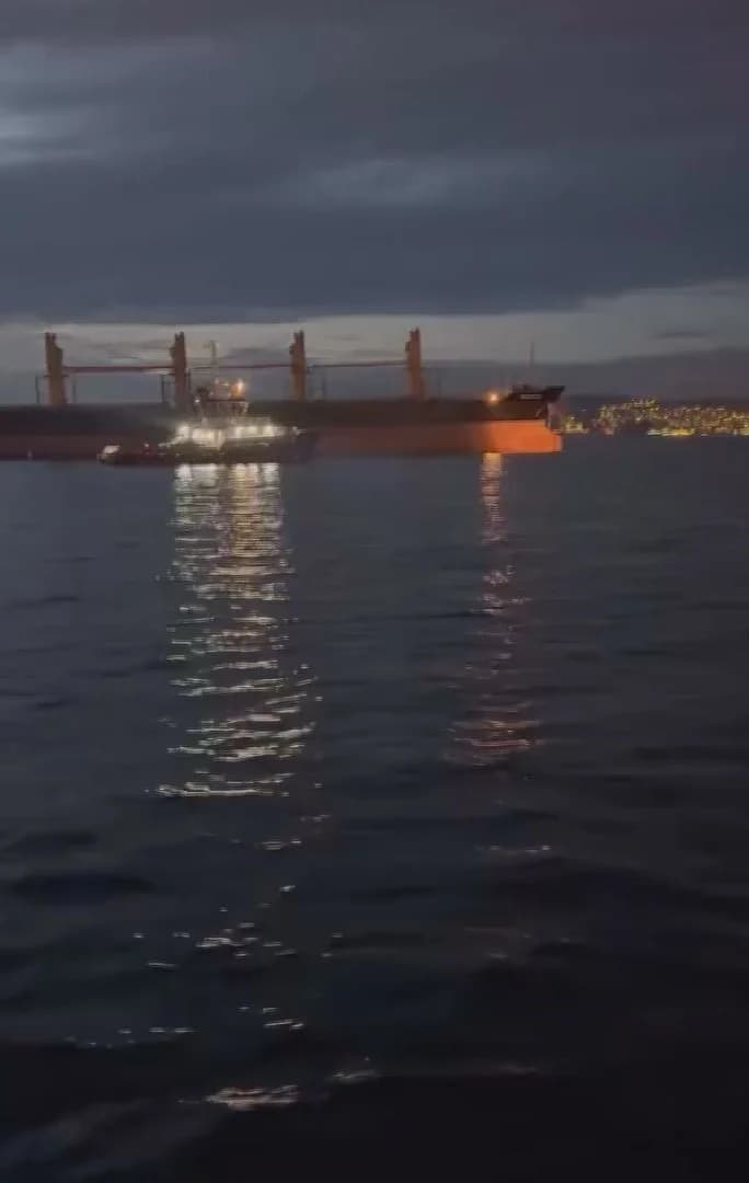 İstanbul Boğazı’nda Gemi Arızası, Trafik Durduruldu