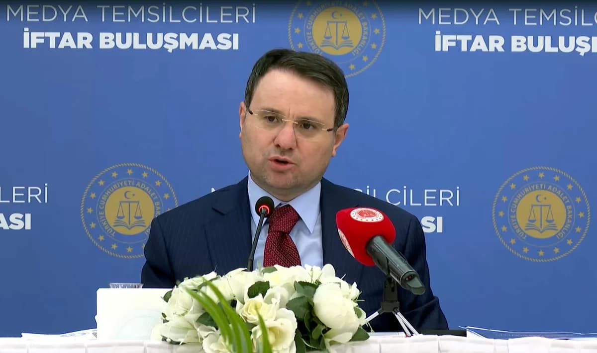 Bakan Gürlek: Hakimlerin Terfisi için Belirli Kriterler Getirilecek