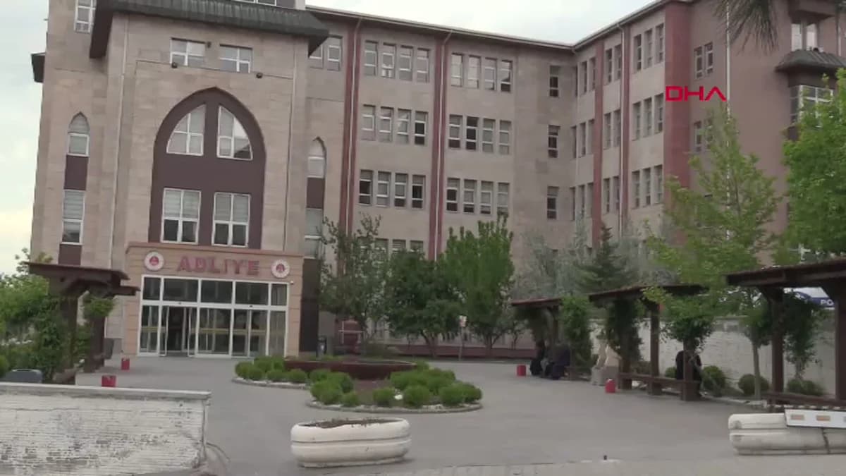 Şakalaşırken Ormanı Yaktı: Genç Adam 5 Yıl 6 Ay Hapis Cezası Aldı