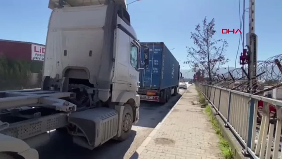 Kocaeli’de TIR Kazası: Engin Gökhan Hayatını Kaybetti