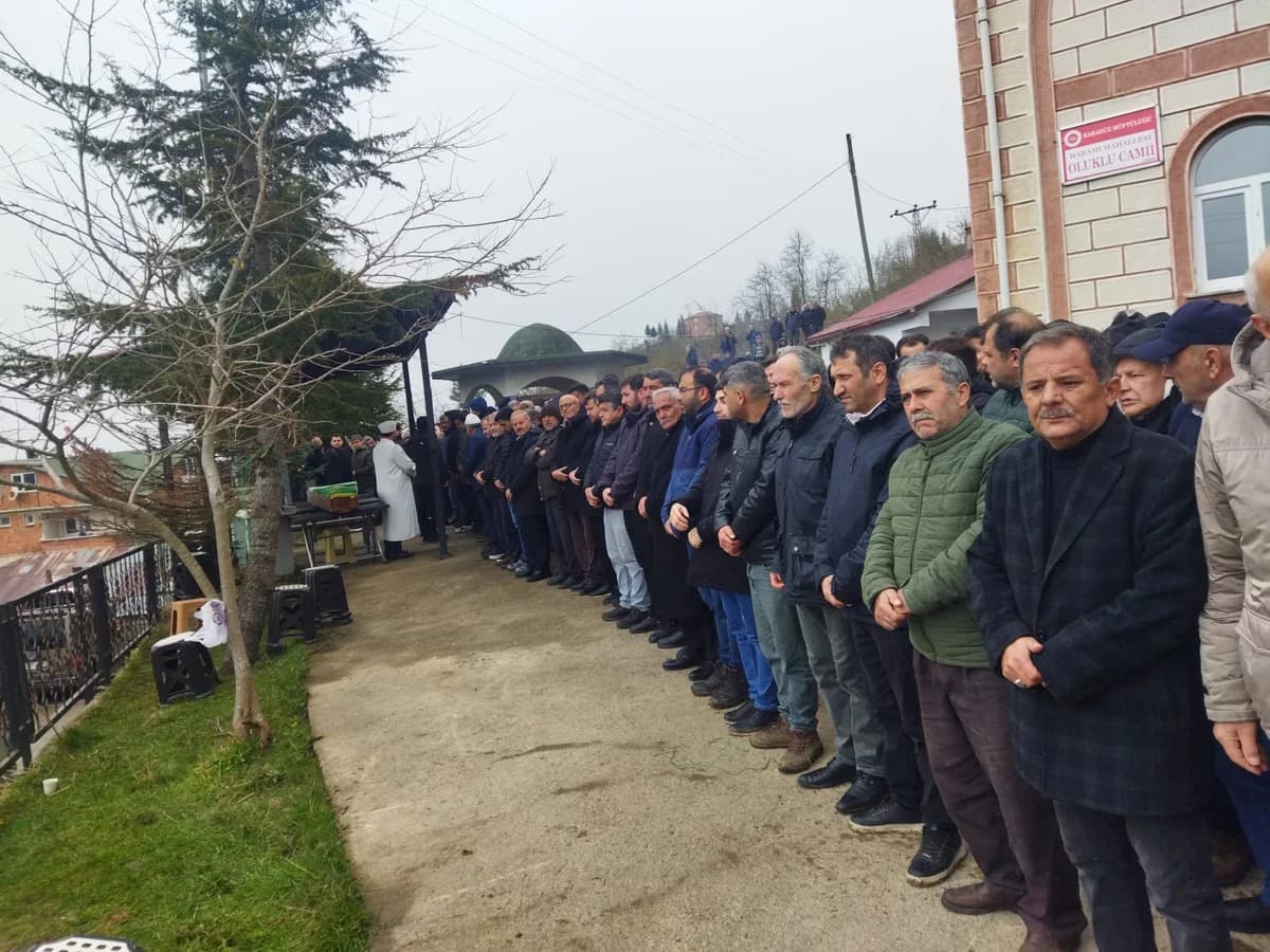 Kabadüz’deki Uçurum Kazasında Hayatını Kaybeden Baba ve Kız Defnedildi