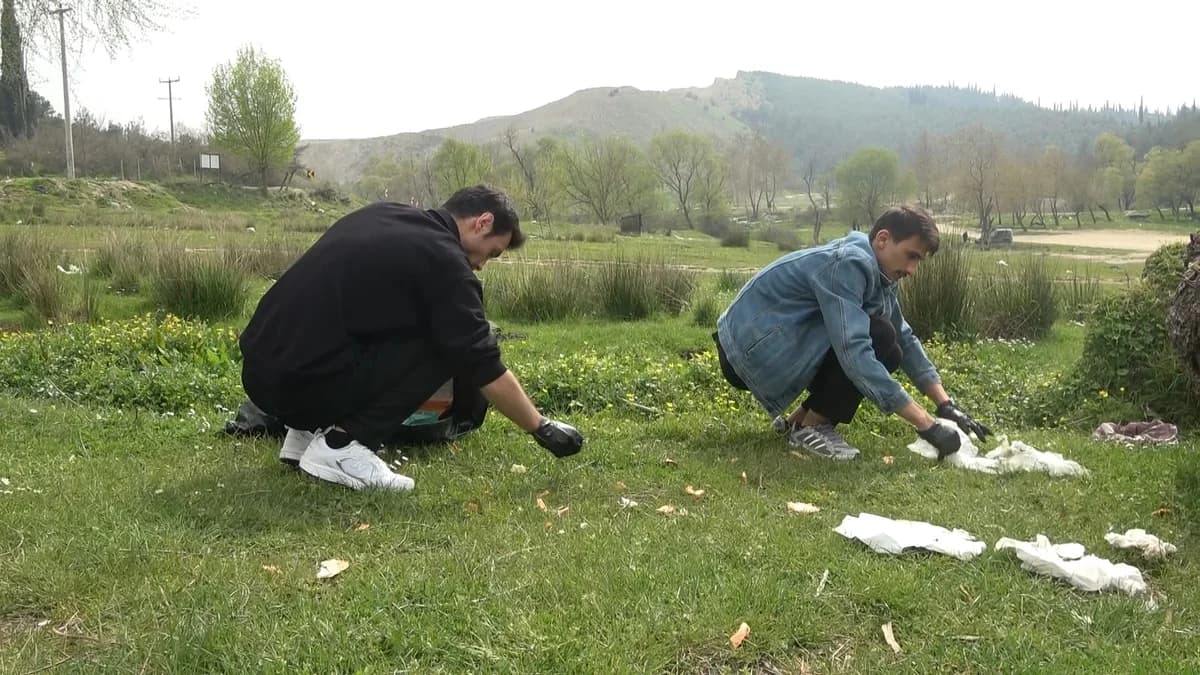 Doğa Fedaileri: Bursa’nın Temizliği İçin Gönüllü Mücadele