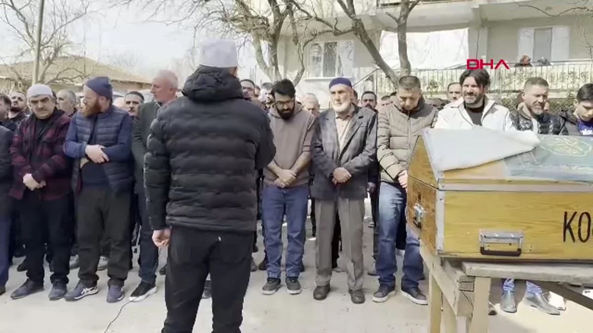 Kocaeli’de Yangında Hayatını Kaybeden Bedensel Engelli Cahit Tanıl Son Yolculuğuna Uğurlandı