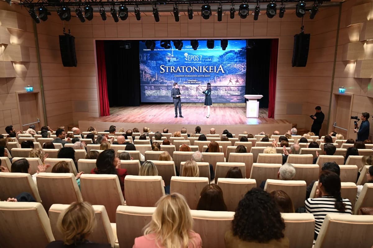 Yapay Zeka Destekli ‘Stratonikeia’ Belgeseli Bahçeşehir Üniversitesi’nde Galasını Yapı