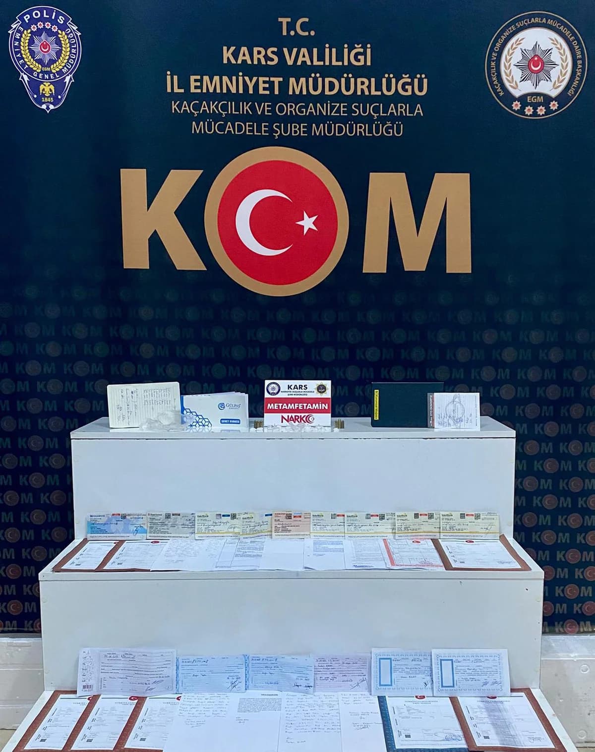 Kars’ta Nefes Kesen Tefecilik Operasyonu: Milyonluk Çek ve Senetler Ortaya Çıktı