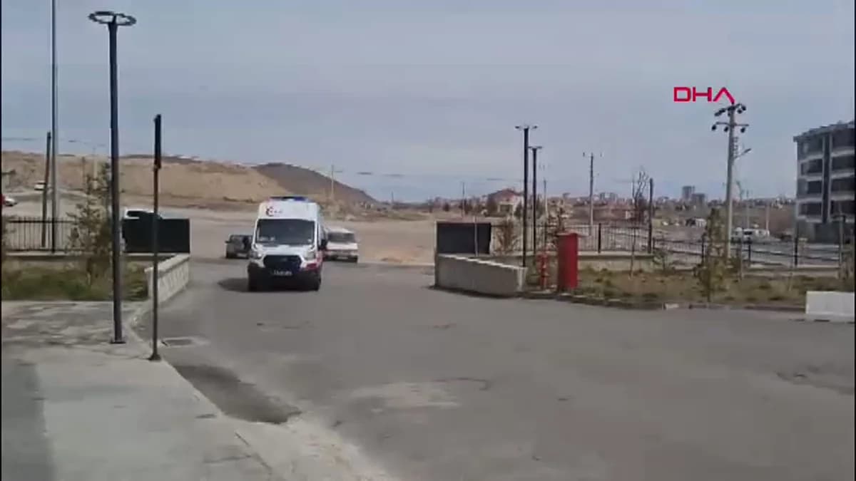 Niğde’de Boşanma Krizi: Eşini Bıçaklayıp İntihar Girişiminde Bulundu