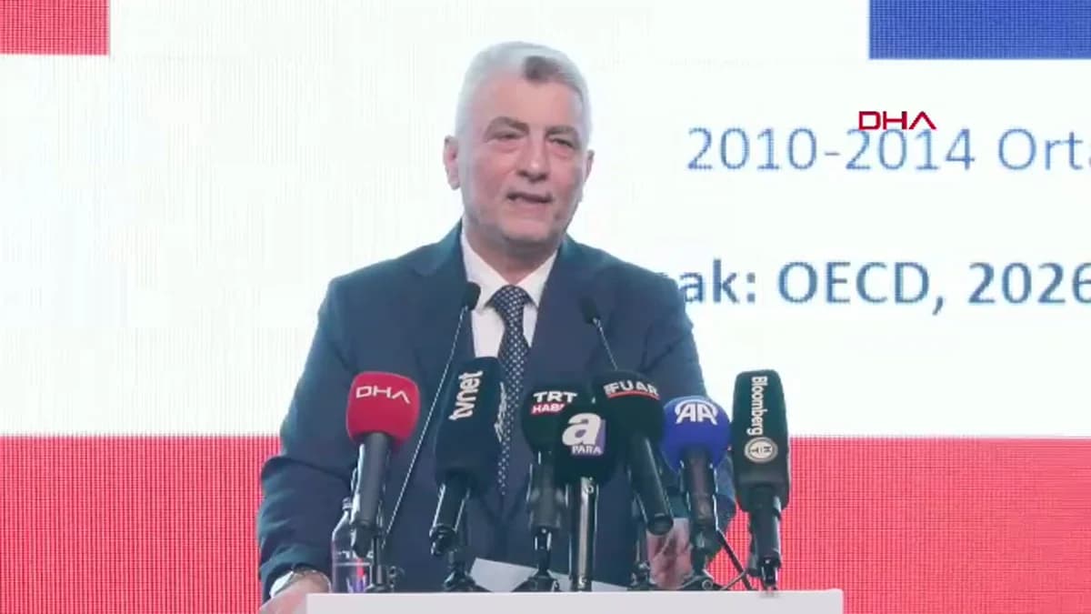 Bakan Bolat’tan Türk TIR Şoförlerine 15 Günlük Transit Geçiş Vizesi Müjdesi