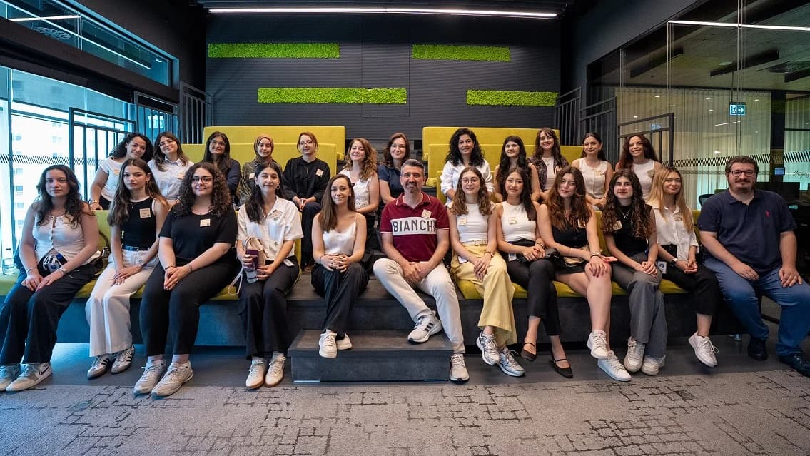 Enerjisa Üretim, Womentum Programı ile 81 İlden Geleceğin Kadın Liderlerini Yetiştiriyor
