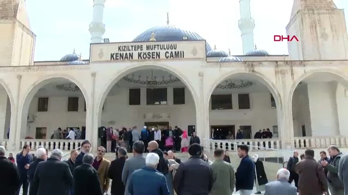 Mardin’de Cuma Namazı Çıkışı İran’a Yönelik Saldırılar Protesto Edildi