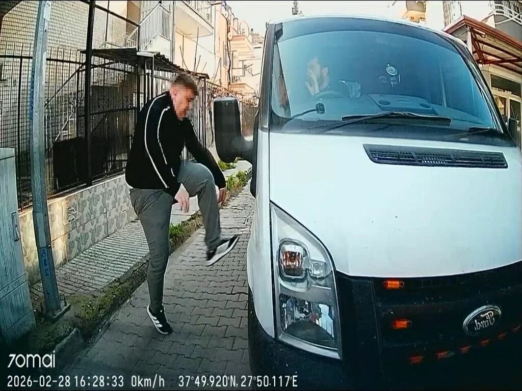 Trafikte Tartışma: Kamyonetin Camını Yumruklayan Sürücüye 240 Bin Lira Ceza