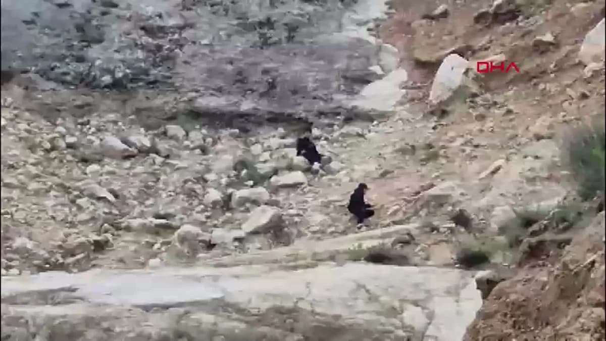 Isparta’da Dağlık Alanda Mahsur Kalan İki Çocuk, Ekiplerin Başarılı Operasyonuyla Kurtarıldı