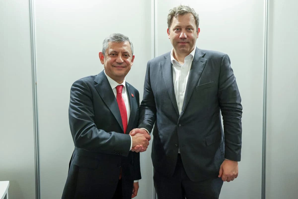 CHP Genel Başkanı Özgür Özel, Almanya Maliye Bakanı Lars Klingbeil ile Görüştü