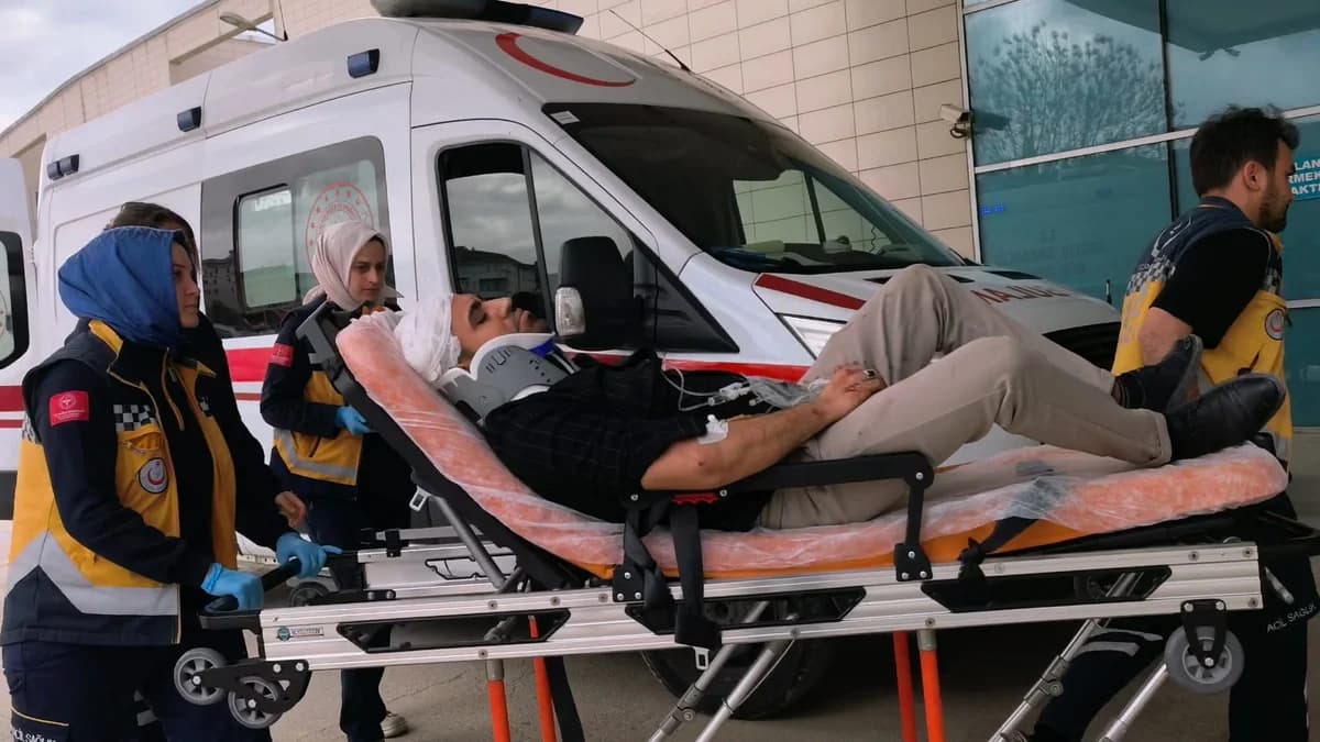 İnegöl’de Mobilya İmalathanesine Saldırı: 4 Kişi Yaralandı
