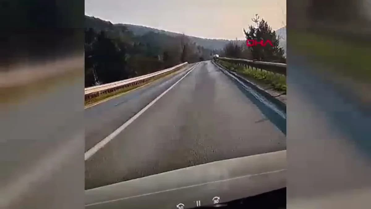 Bursa’da Hatalı Sollama Kazası: O Anlar Kamerada