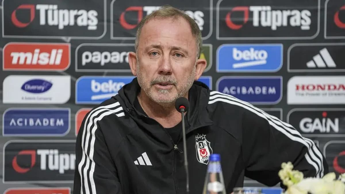 Beşiktaş’ın teknik direktörü Sergen Yalçın anjiyo oldu