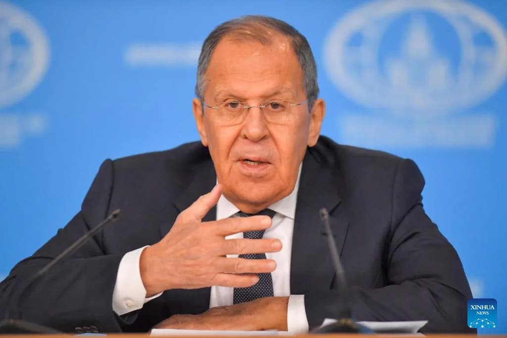 Lavrov ve Arakçi Arasında Önemli Telefon Görüşmesi