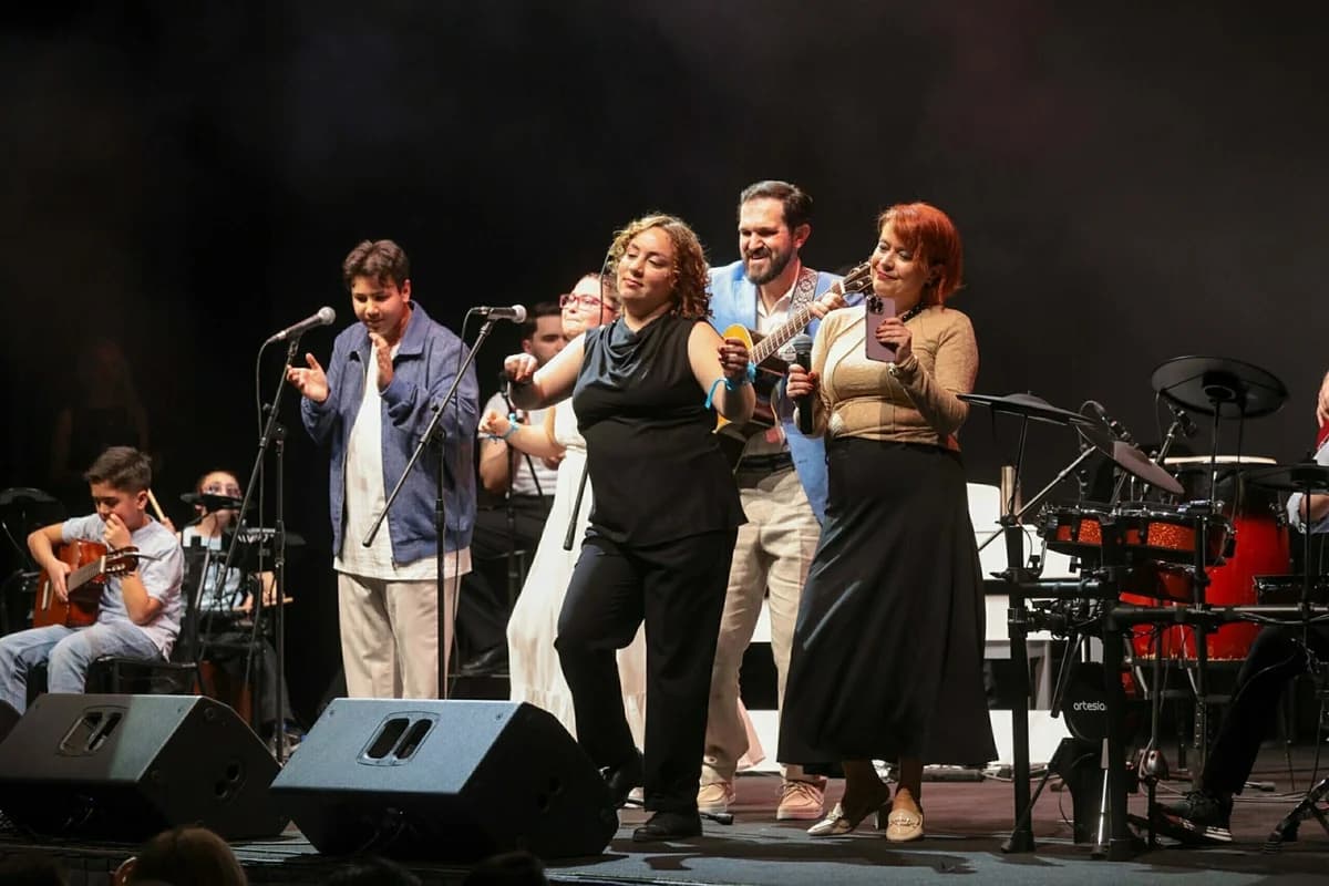 İzmir’de Sıradışı Çocuklar Orkestrası’ndan Unutulmaz Konser
