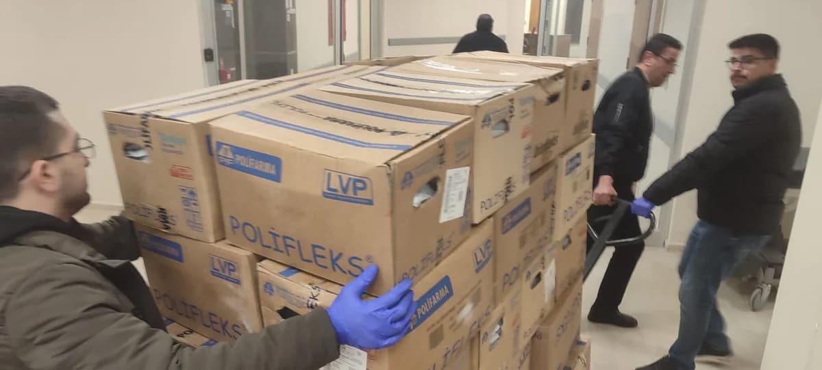Sağlık Bakanı Memişoğlu’ndan İran’a Tıbbi Yardım Seferberliği