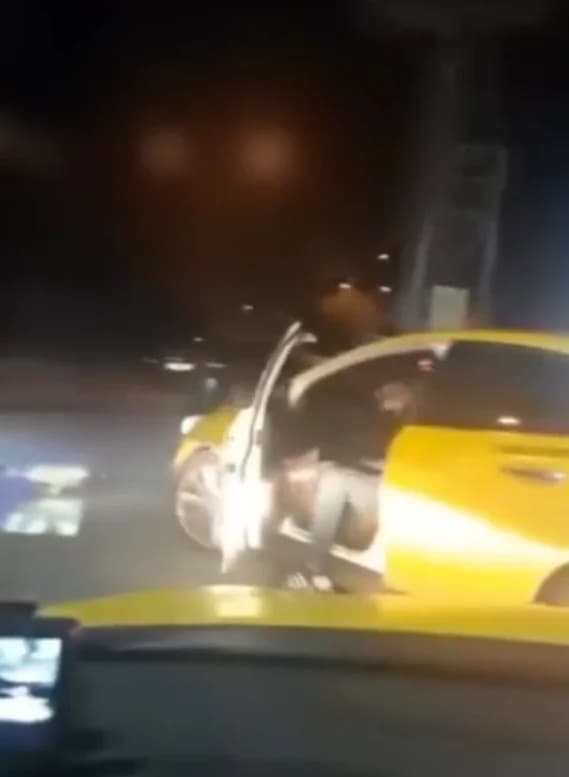 Adana’da Taksici Tartışması: Meslektaşını Tehdit Etti