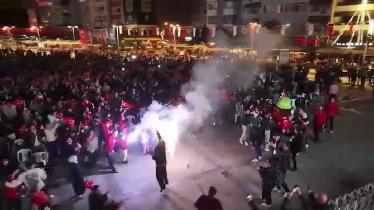 Kocaeli’de Dünya Kupası Coşkusu: Milli Takımın Başarısı Kutlandı