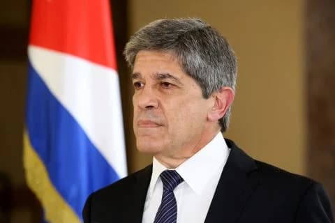 Küba, Olası ABD Saldırılarına Karşı Askeri Hazırlıklar Yapıyor