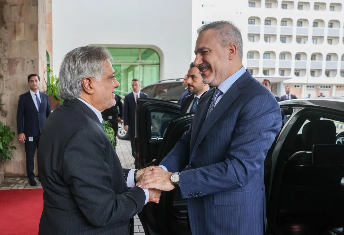 Hakan Fidan ve Muhammed İshak Dar’dan İkili Görüşme