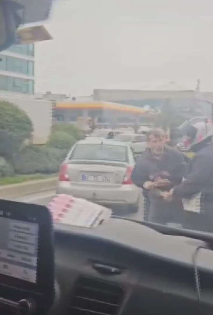 Ümraniye’de Trafik Kavgası: Yol Verme Tartışması Büyüdü