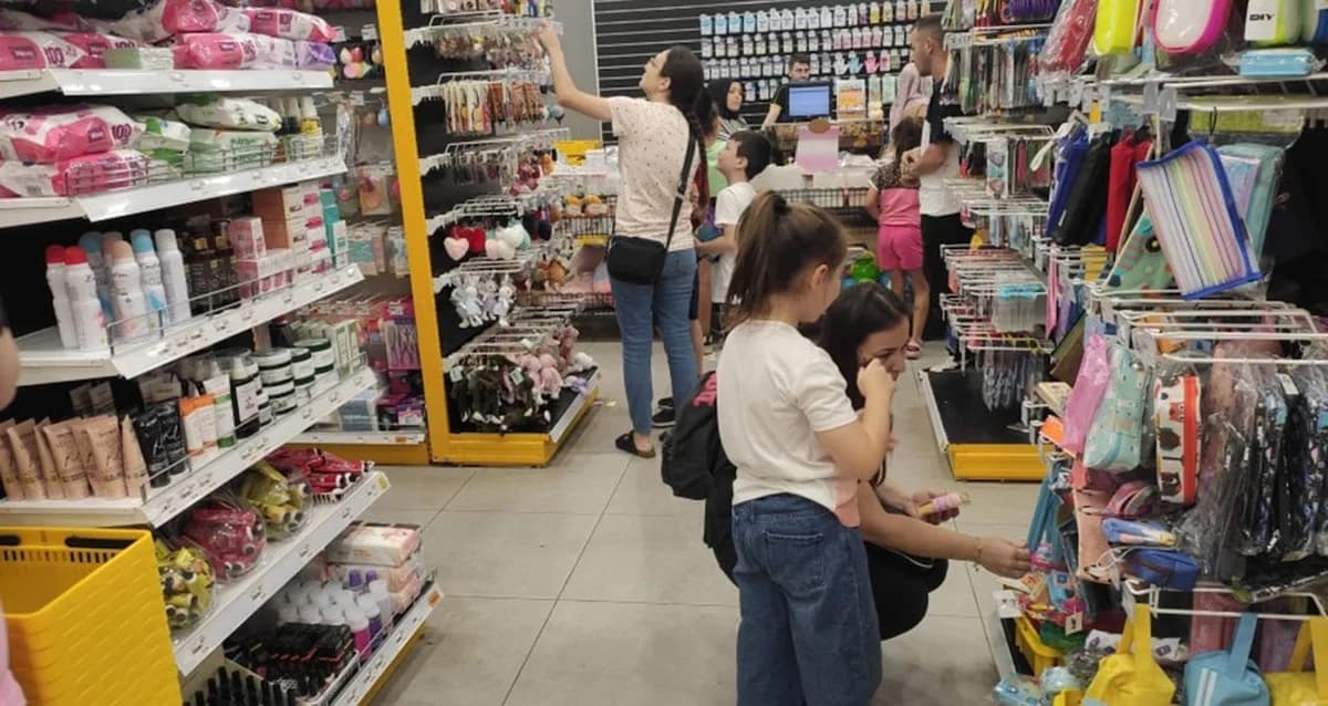 Okul Masrafları Velileri Zorlayacak: Kırtasiye Ücretleri Arttı!