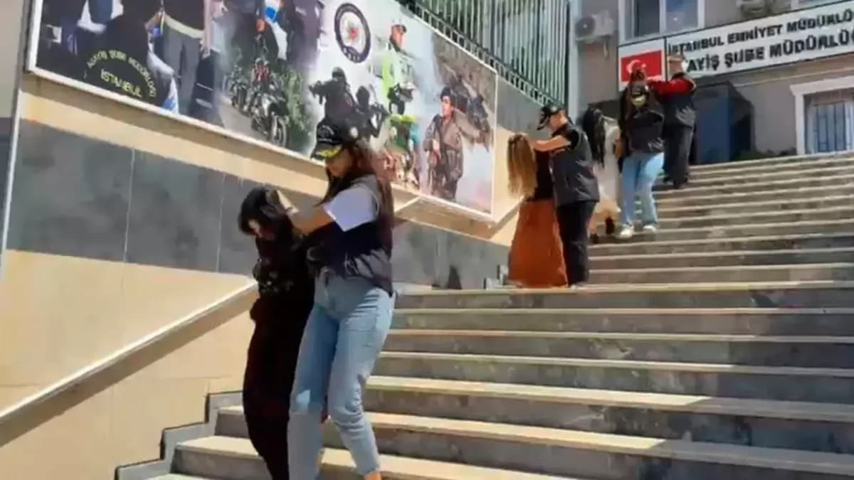 İstanbul’da Ziynet Eşyası Hırsızlığı Yapan 4 Kadın Yakalandı