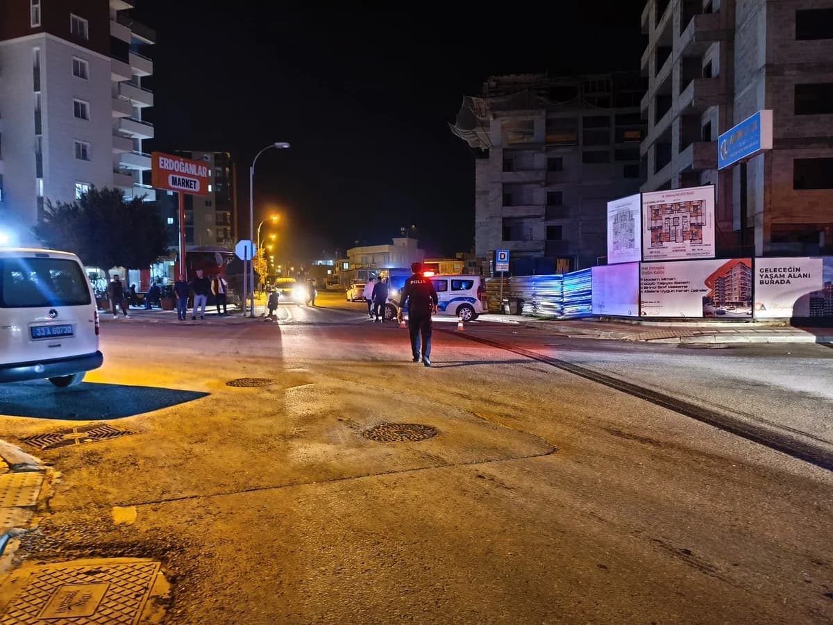 Tarsus’ta TIR Kazası: 34 Yaşında Kadın Hayatını Kaybetti