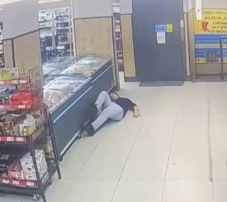Küçükçekmece’de Market Çalışanına Saldırı: Şüpheliler Kaçtı